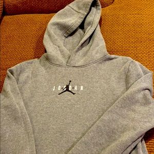 Kids Jordan hoodie size XL